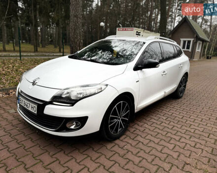 Білий Рено Меган, об'ємом двигуна 1.5 л та пробігом 260 тис. км за 8000 $, фото 1 на Automoto.ua