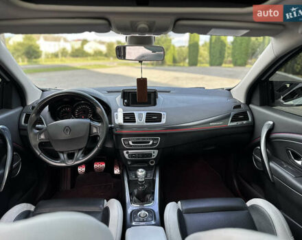 Белый Рено Меган, объемом двигателя 0 л и пробегом 160 тыс. км за 9300 $, фото 18 на Automoto.ua