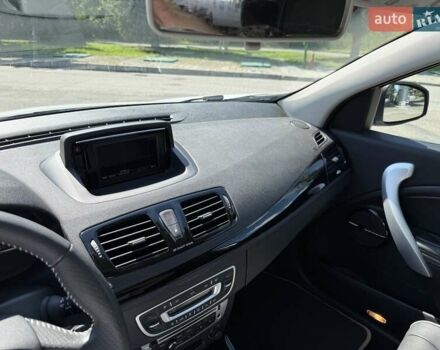 Белый Рено Меган, объемом двигателя 1.5 л и пробегом 225 тыс. км за 7699 $, фото 95 на Automoto.ua