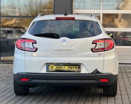 Белый Рено Меган, объемом двигателя 1.5 л и пробегом 225 тыс. км за 8600 $, фото 4 на Automoto.ua