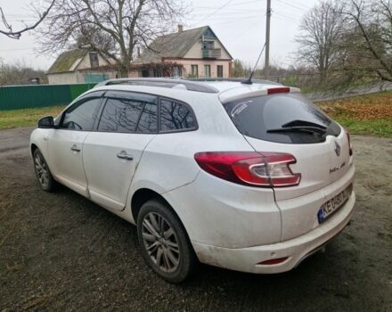 Белый Рено Меган, объемом двигателя 1.5 л и пробегом 327 тыс. км за 8000 $, фото 4 на Automoto.ua