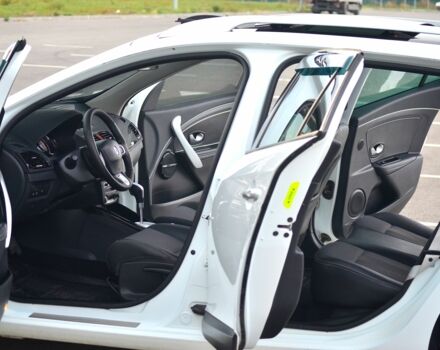 Белый Рено Меган, объемом двигателя 1.5 л и пробегом 162 тыс. км за 8555 $, фото 21 на Automoto.ua