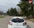 Білий Рено Меган, об'ємом двигуна 1.46 л та пробігом 241 тис. км за 7500 $, фото 2 на Automoto.ua