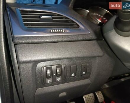 Білий Рено Меган, об'ємом двигуна 1.5 л та пробігом 261 тис. км за 7600 $, фото 29 на Automoto.ua