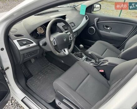 Белый Рено Меган, объемом двигателя 1.5 л и пробегом 190 тыс. км за 8900 $, фото 15 на Automoto.ua