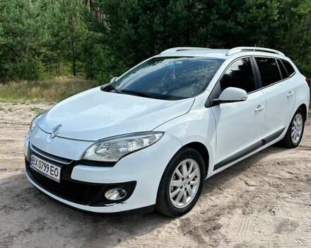 Белый Рено Меган, объемом двигателя 1.5 л и пробегом 287 тыс. км за 6999 $, фото 2 на Automoto.ua