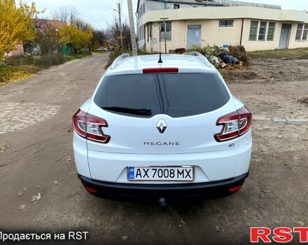 Белый Рено Меган, объемом двигателя 1.5 л и пробегом 300 тыс. км за 6000 $, фото 4 на Automoto.ua