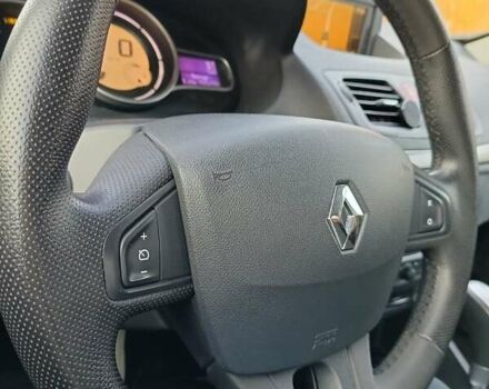 Белый Рено Меган, объемом двигателя 1.5 л и пробегом 216 тыс. км за 7800 $, фото 21 на Automoto.ua