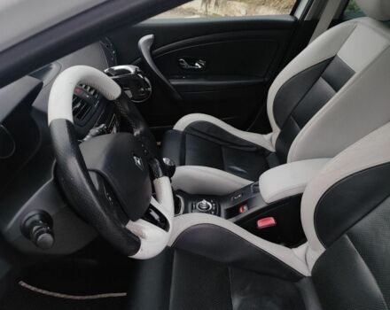 Белый Рено Меган, объемом двигателя 1.5 л и пробегом 264 тыс. км за 8200 $, фото 14 на Automoto.ua