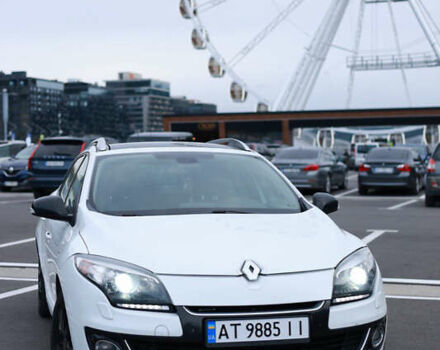 Рено Меган 2012 в Калуше на Automoto.ua Белый Рено Меган, объемом двигателя 1.5 л и пробегом 315 тыс. км за 8499 $, фото 3 на Automoto.ua