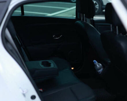 Рено Меган 2012 в Калуше на Automoto.ua Белый Рено Меган, объемом двигателя 1.5 л и пробегом 315 тыс. км за 8499 $, фото 13 на Automoto.ua