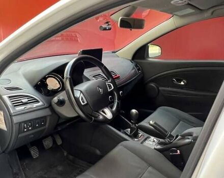 Рено Меган 2012 у Львові на Automoto.ua Білий Рено Меган, об'ємом двигуна 1.5 л та пробігом 304 тис. км за 8000 $, фото 1 на Automoto.ua