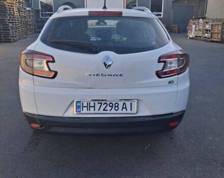 Рено Меган 2012 в Одессе на Automoto.ua Белый Рено Меган, объемом двигателя 1.46 л и пробегом 364 тыс. км за 6000 $, фото 5 на Automoto.ua