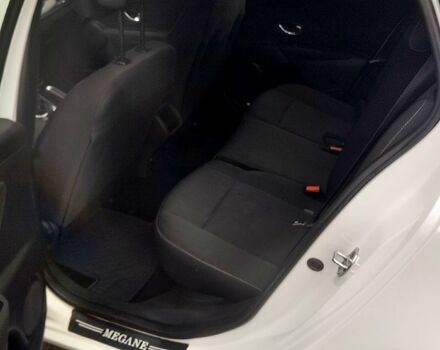 Белый Рено Меган, объемом двигателя 1.5 л и пробегом 308 тыс. км за 7200 $, фото 7 на Automoto.ua