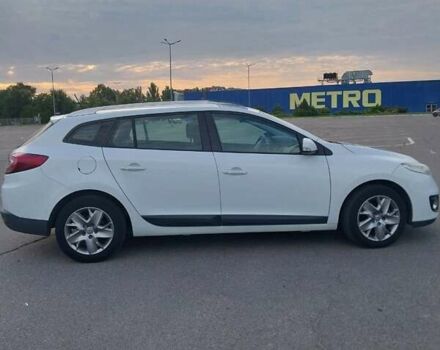 Белый Рено Меган, объемом двигателя 1.5 л и пробегом 292 тыс. км за 7800 $, фото 2 на Automoto.ua