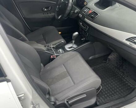 Белый Рено Меган, объемом двигателя 1.46 л и пробегом 273 тыс. км за 7300 $, фото 4 на Automoto.ua