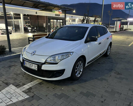 Білий Рено Меган, об'ємом двигуна 1.46 л та пробігом 304 тис. км за 6499 $, фото 14 на Automoto.ua