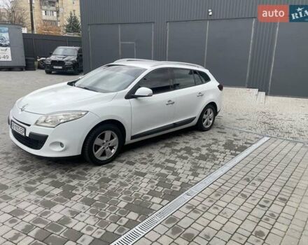Белый Рено Меган, объемом двигателя 1.46 л и пробегом 273 тыс. км за 7300 $, фото 1 на Automoto.ua