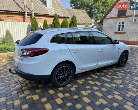 Белый Рено Меган, объемом двигателя 1.6 л и пробегом 208 тыс. км за 8800 $, фото 2 на Automoto.ua