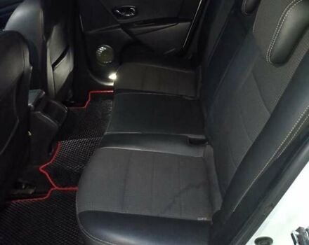 Білий Рено Меган, об'ємом двигуна 1.5 л та пробігом 261 тис. км за 7600 $, фото 16 на Automoto.ua