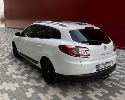 Рено Меган 2012 у Львові на Automoto.ua Білий Рено Меган, об'ємом двигуна 1.5 л та пробігом 304 тис. км за 8000 $, фото 2 на Automoto.ua