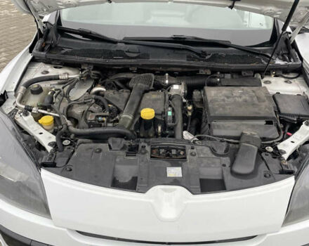 Білий Рено Меган, об'ємом двигуна 1.46 л та пробігом 280 тис. км за 7200 $, фото 12 на Automoto.ua