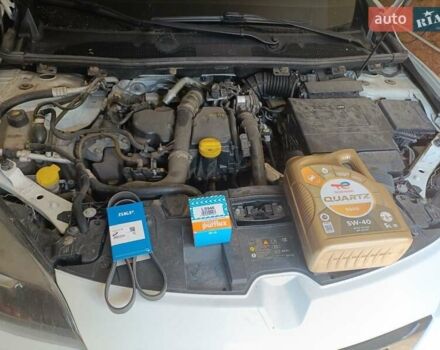 Білий Рено Меган, об'ємом двигуна 1.5 л та пробігом 261 тис. км за 7600 $, фото 48 на Automoto.ua