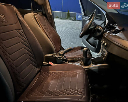 Білий Рено Меган, об'ємом двигуна 1.46 л та пробігом 304 тис. км за 6499 $, фото 24 на Automoto.ua