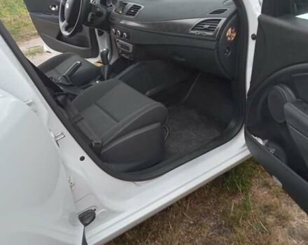 Белый Рено Меган, объемом двигателя 1.5 л и пробегом 200 тыс. км за 7600 $, фото 14 на Automoto.ua