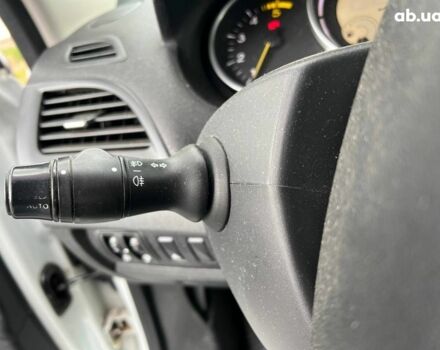 Білий Рено Меган, об'ємом двигуна 1.5 л та пробігом 240 тис. км за 8190 $, фото 24 на Automoto.ua