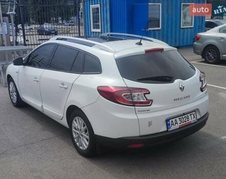 Белый Рено Меган, объемом двигателя 1.46 л и пробегом 266 тыс. км за 8000 $, фото 2 на Automoto.ua
