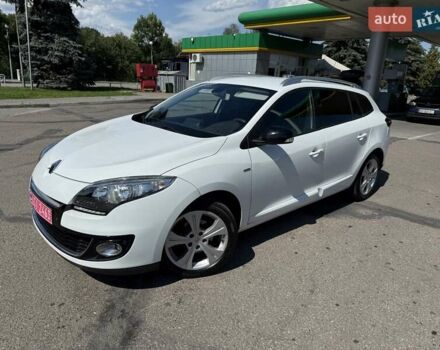 Белый Рено Меган, объемом двигателя 1.5 л и пробегом 225 тыс. км за 7699 $, фото 1 на Automoto.ua