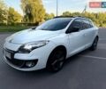 Білий Рено Меган, об'ємом двигуна 1.46 л та пробігом 273 тис. км за 7800 $, фото 1 на Automoto.ua