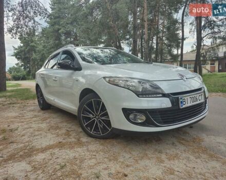 Білий Рено Меган, об'ємом двигуна 1.46 л та пробігом 270 тис. км за 8900 $, фото 16 на Automoto.ua
