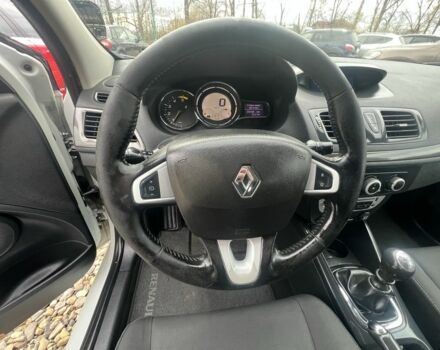 Белый Рено Меган, объемом двигателя 1.5 л и пробегом 255 тыс. км за 6599 $, фото 12 на Automoto.ua