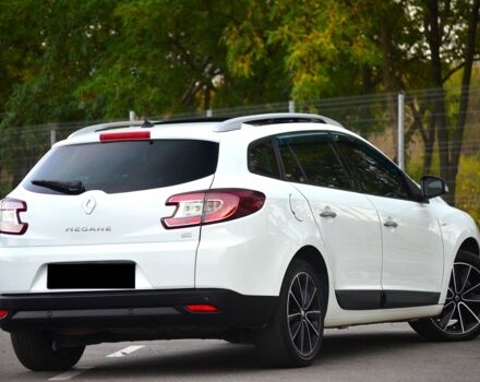 Белый Рено Меган, объемом двигателя 1.5 л и пробегом 162 тыс. км за 8555 $, фото 11 на Automoto.ua