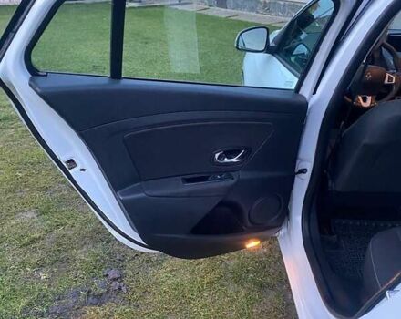 Білий Рено Меган, об'ємом двигуна 1.46 л та пробігом 244 тис. км за 8450 $, фото 12 на Automoto.ua