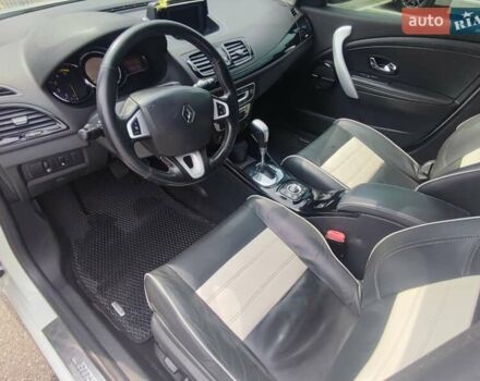 Белый Рено Меган, объемом двигателя 1.46 л и пробегом 266 тыс. км за 8000 $, фото 9 на Automoto.ua