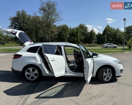 Белый Рено Меган, объемом двигателя 1.5 л и пробегом 225 тыс. км за 7699 $, фото 53 на Automoto.ua