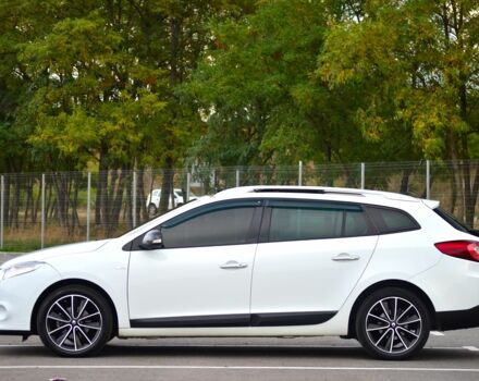 Белый Рено Меган, объемом двигателя 1.5 л и пробегом 162 тыс. км за 8555 $, фото 4 на Automoto.ua