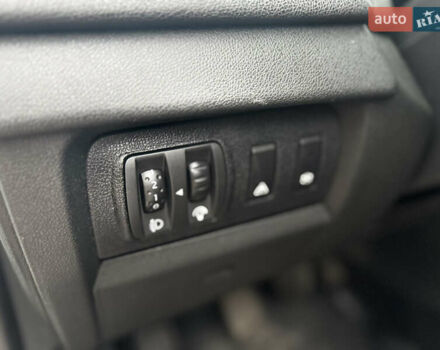 Білий Рено Меган, об'ємом двигуна 1.5 л та пробігом 260 тис. км за 8000 $, фото 17 на Automoto.ua