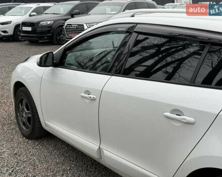 Белый Рено Меган, объемом двигателя 1.46 л и пробегом 271 тыс. км за 6500 $, фото 9 на Automoto.ua