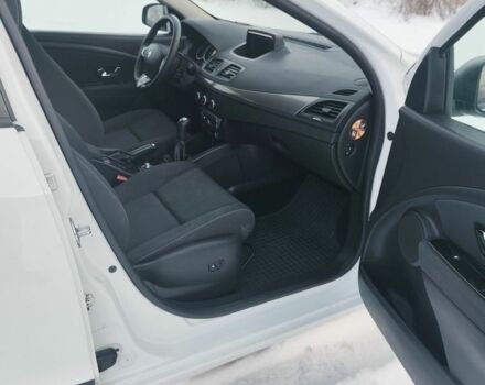 Білий Рено Меган, об'ємом двигуна 1.6 л та пробігом 194 тис. км за 7700 $, фото 6 на Automoto.ua