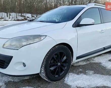 Белый Рено Меган, объемом двигателя 1.5 л и пробегом 216 тыс. км за 7800 $, фото 23 на Automoto.ua