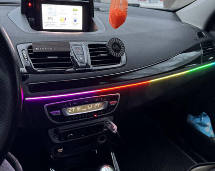 Білий Рено Меган, об'ємом двигуна 1.5 л та пробігом 298 тис. км за 7950 $, фото 1 на Automoto.ua