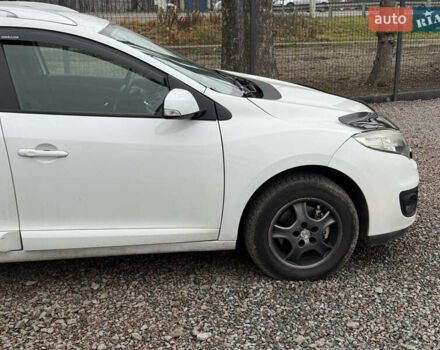 Белый Рено Меган, объемом двигателя 1.46 л и пробегом 271 тыс. км за 6500 $, фото 21 на Automoto.ua