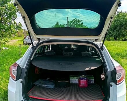 Белый Рено Меган, объемом двигателя 1.5 л и пробегом 236 тыс. км за 7700 $, фото 4 на Automoto.ua