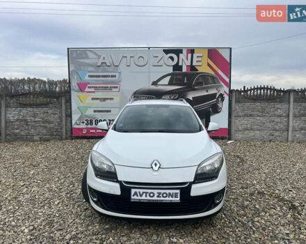 Белый Рено Меган, объемом двигателя 1.46 л и пробегом 255 тыс. км за 6500 $, фото 34 на Automoto.ua