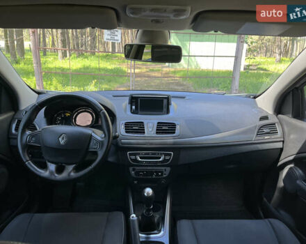 Білий Рено Меган, об'ємом двигуна 1.5 л та пробігом 210 тис. км за 6200 $, фото 24 на Automoto.ua