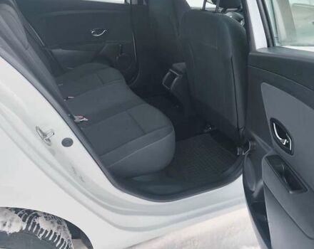 Білий Рено Меган, об'ємом двигуна 1.6 л та пробігом 194 тис. км за 7700 $, фото 22 на Automoto.ua